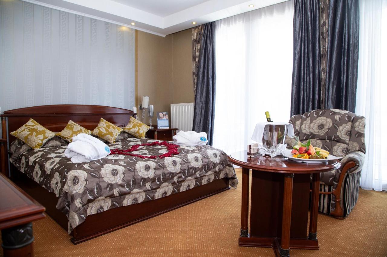 Duna Relax Hotel 라츠케브 외부 사진