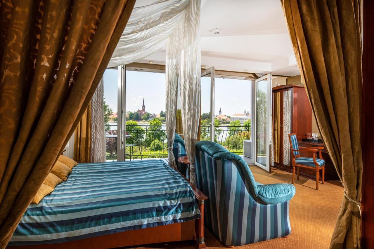 Duna Relax Hotel 라츠케브 외부 사진
