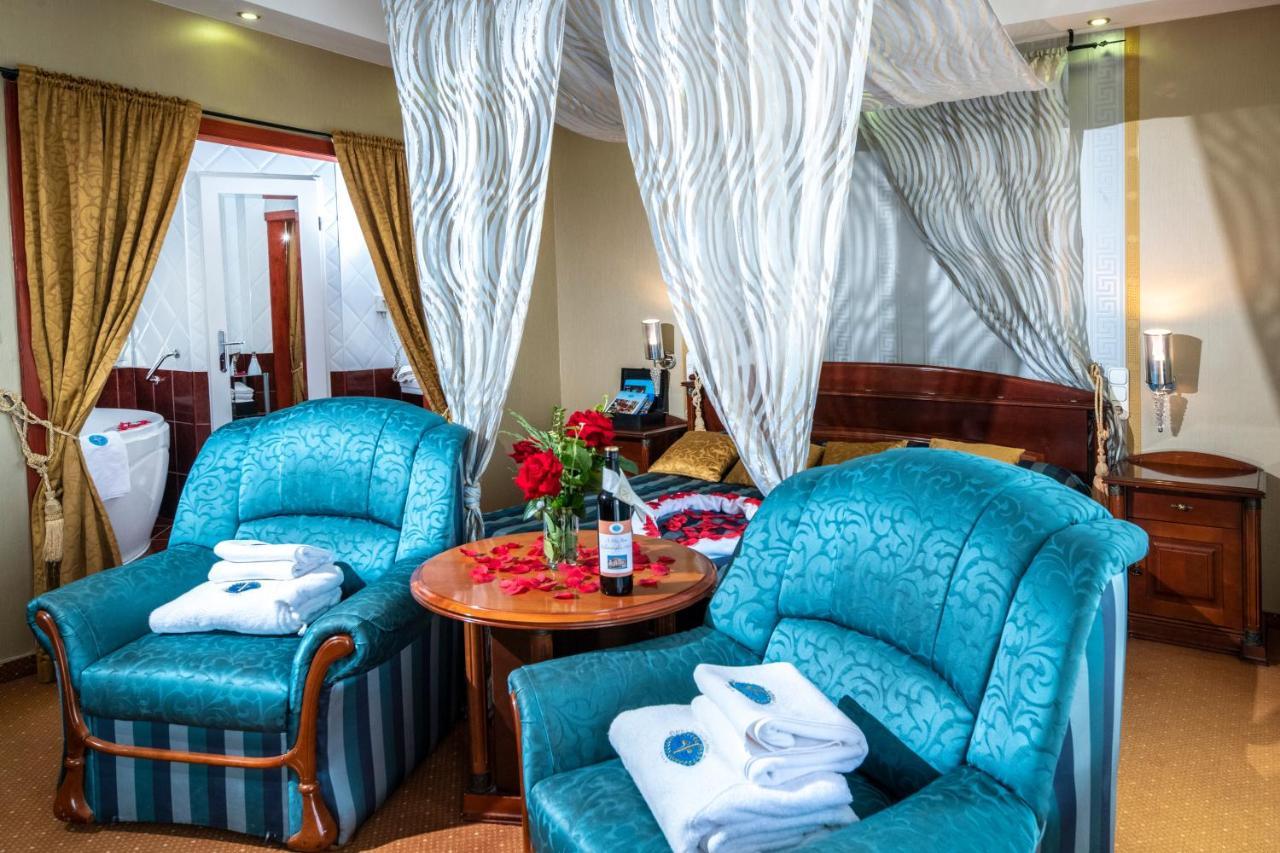 Duna Relax Hotel 라츠케브 외부 사진