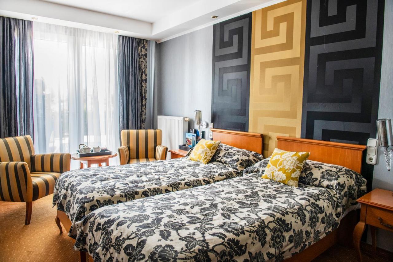 Duna Relax Hotel 라츠케브 외부 사진