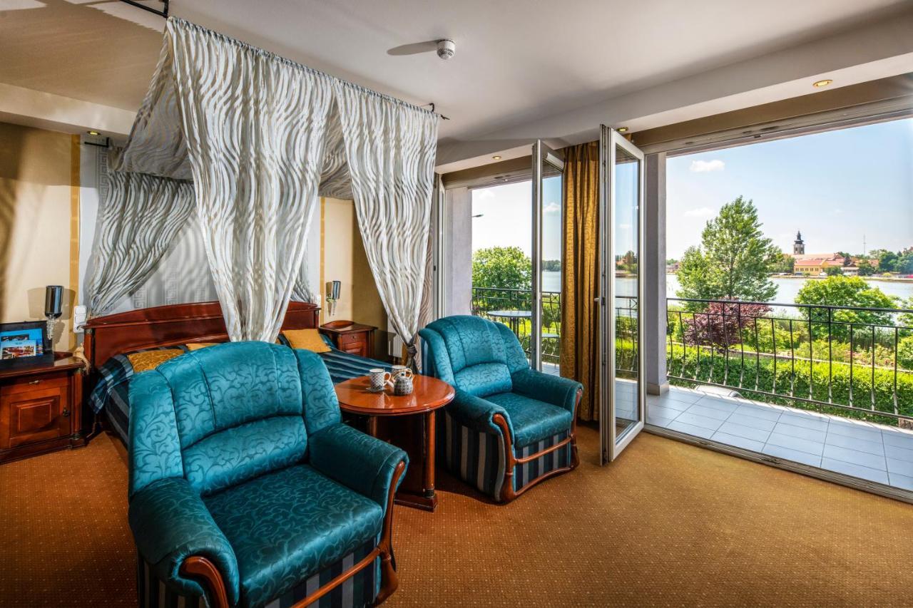 Duna Relax Hotel 라츠케브 외부 사진