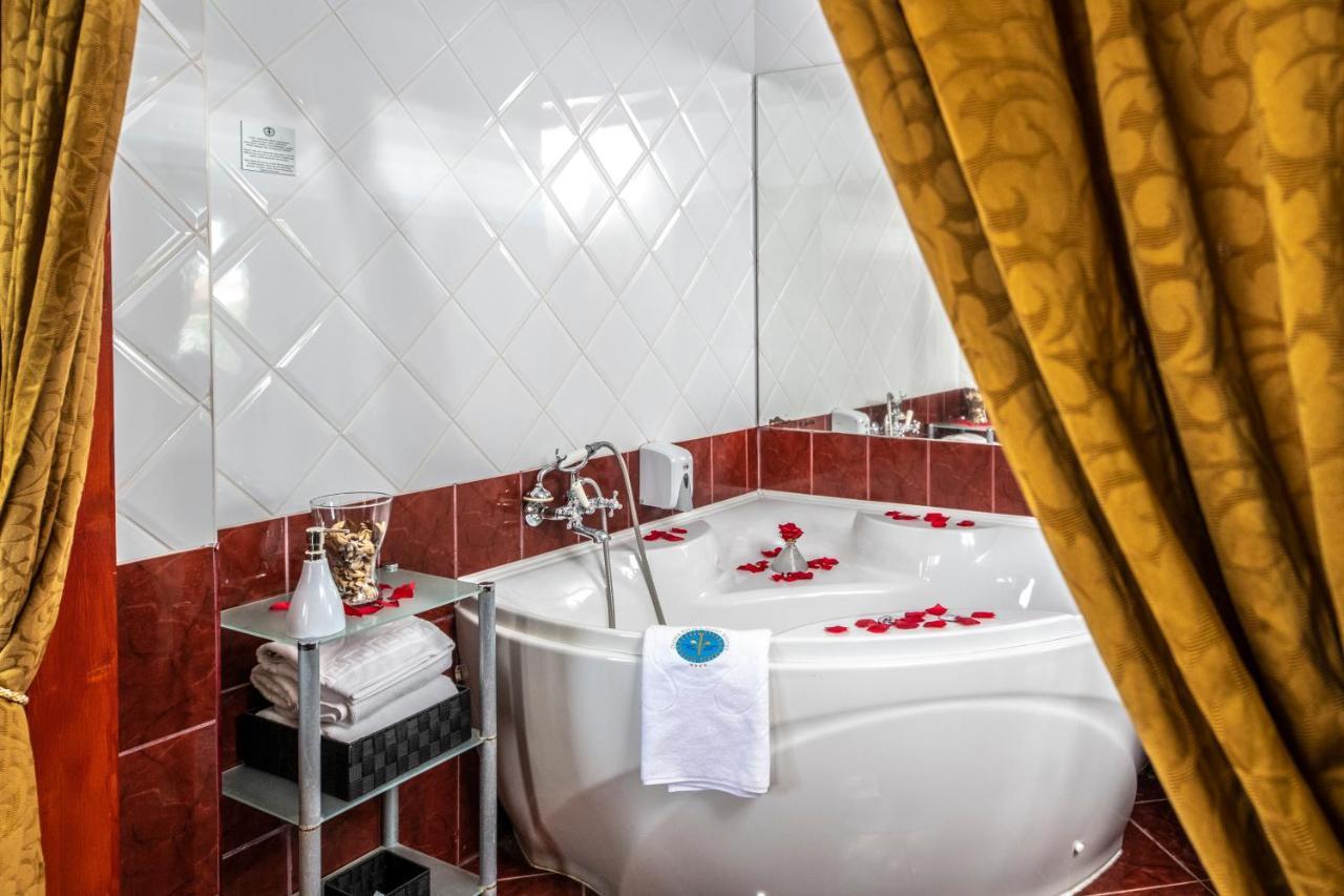 Duna Relax Hotel 라츠케브 외부 사진