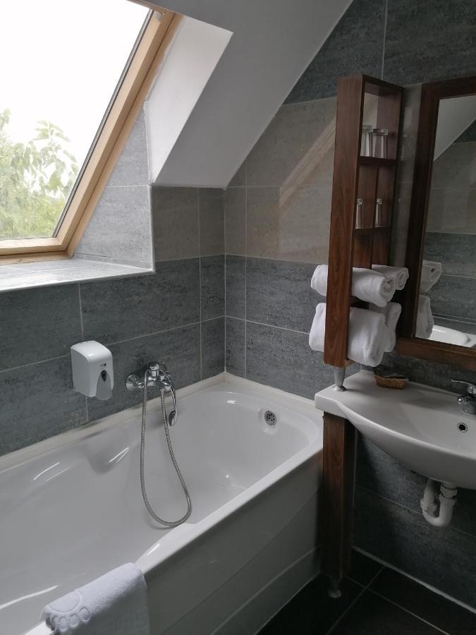 Duna Relax Hotel 라츠케브 외부 사진